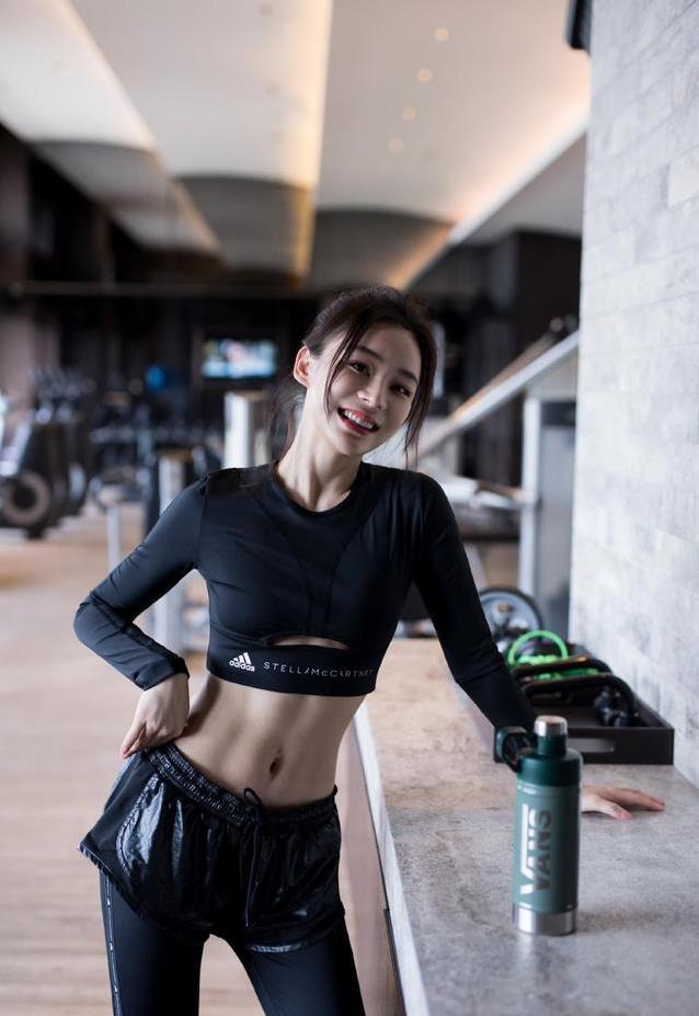 看到姗姗吃 看到姗姗吃