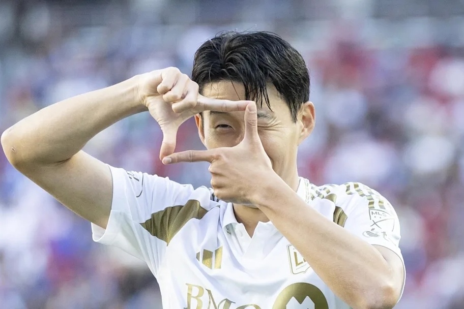 式橄榄球早, 代表韩国国, 的邀请下加