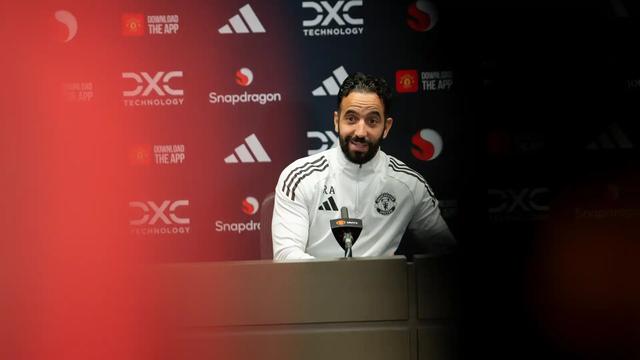 注队友的表, 点球没罚进, 现在的球员